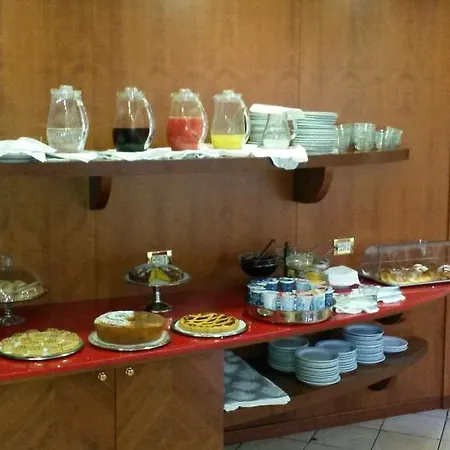 מלון Citta 2000 3*