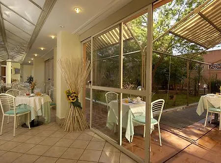 מלון Citta 2000 3*