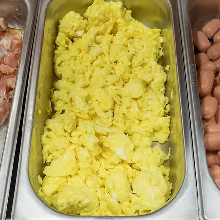 Citta 2000 מלון 3*