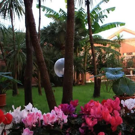 Citta 2000 Hotel 3*